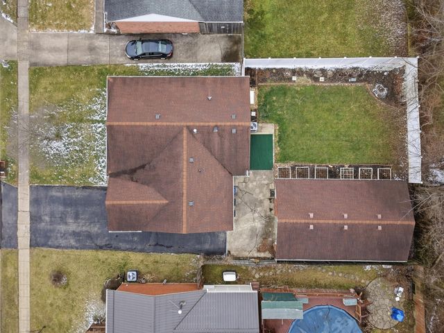 744 Kingston Road, Lexington, KY 40505