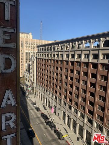 939 S Broadway 802, Los Angeles, CA 90015