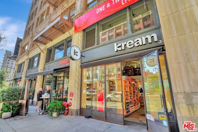 939 S Broadway 802, Los Angeles, CA 90015