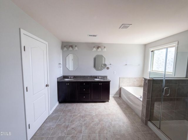 1305 Ivey Grove Court, Fuquay Varina, NC 27526