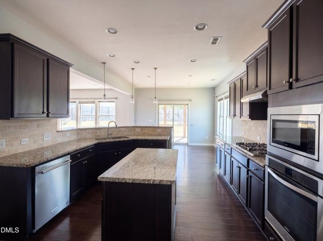 1305 Ivey Grove Court, Fuquay Varina, NC 27526