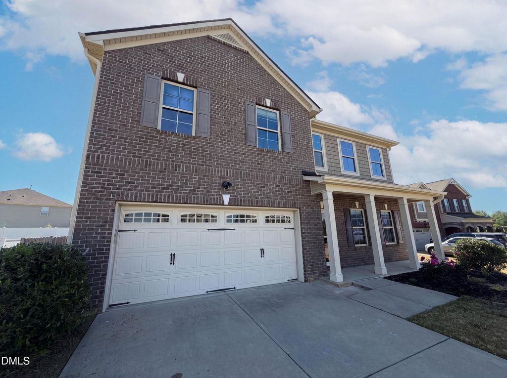 1305 Ivey Grove Court, Fuquay Varina, NC 27526