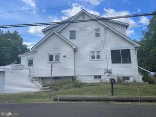 2302 STREET RD, Warrington, PA 18976