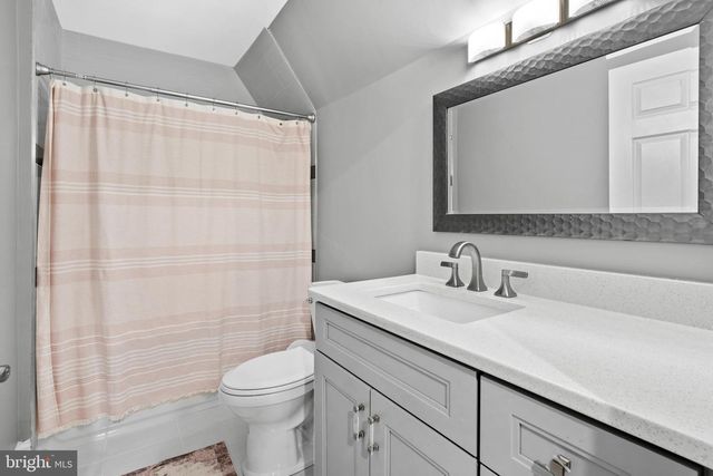 57 RUST HILL RD, Levittown, PA 19056