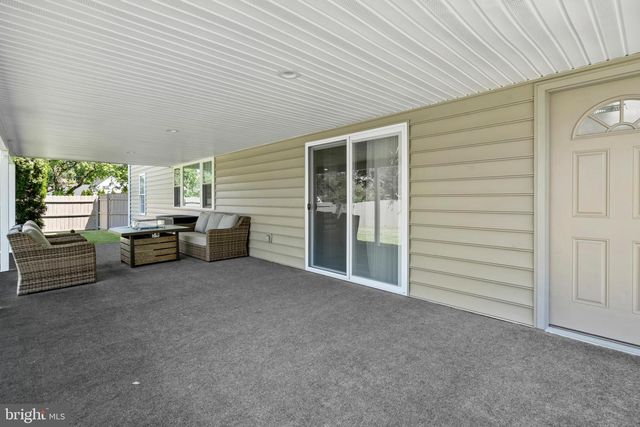 57 RUST HILL RD, Levittown, PA 19056