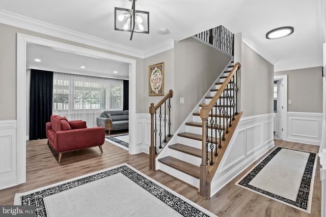 57 RUST HILL RD, Levittown, PA 19056