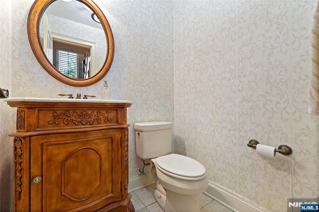 1357 Stephanie Drive, Caldwell, NJ 07006