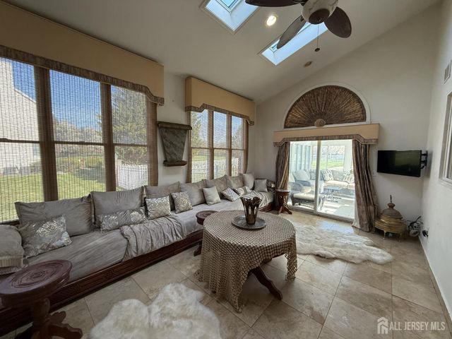 28 Renk Farm Drive, South Brunswick, NJ 08852