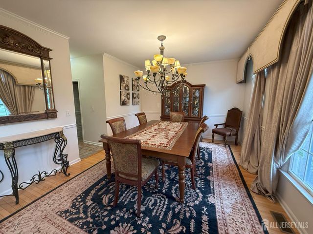 28 Renk Farm Drive, South Brunswick, NJ 08852