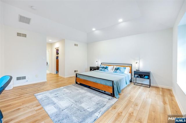 41 Downey Drive, Tenafly, NJ 07670