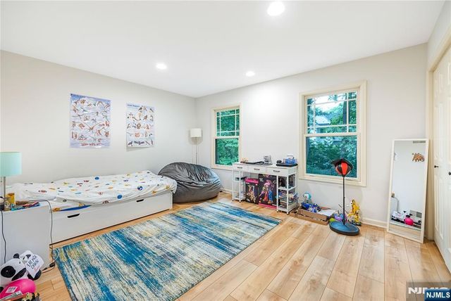 41 Downey Drive, Tenafly, NJ 07670