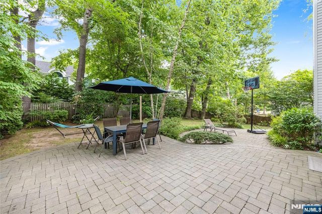 41 Downey Drive, Tenafly, NJ 07670