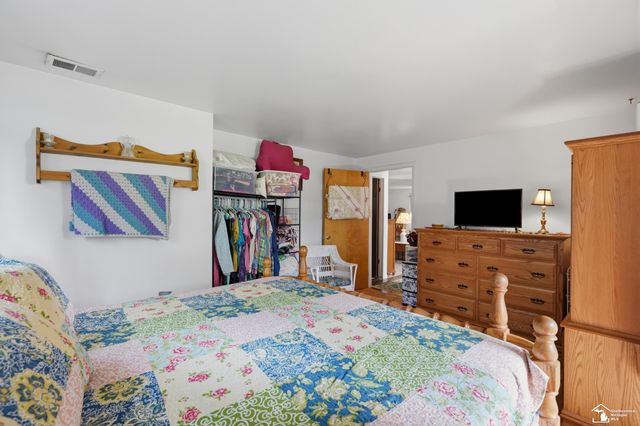 24539 Westpoint Avenue, Trenton, MI 48183