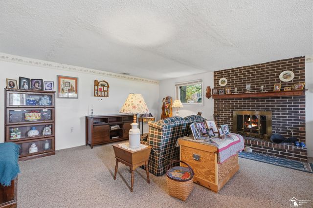 24539 Westpoint Avenue, Trenton, MI 48183
