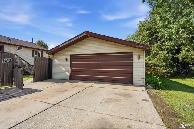 24539 Westpoint Avenue, Trenton, MI 48183