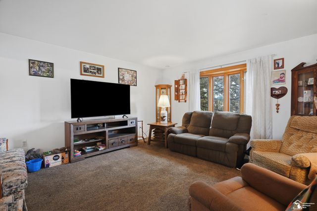 24539 Westpoint Avenue, Trenton, MI 48183