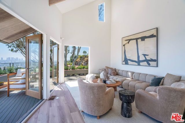 1394 Miller Drive, Los Angeles, CA 90069