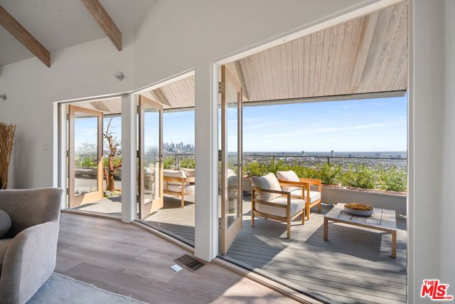 1394 Miller Drive, Los Angeles, CA 90069