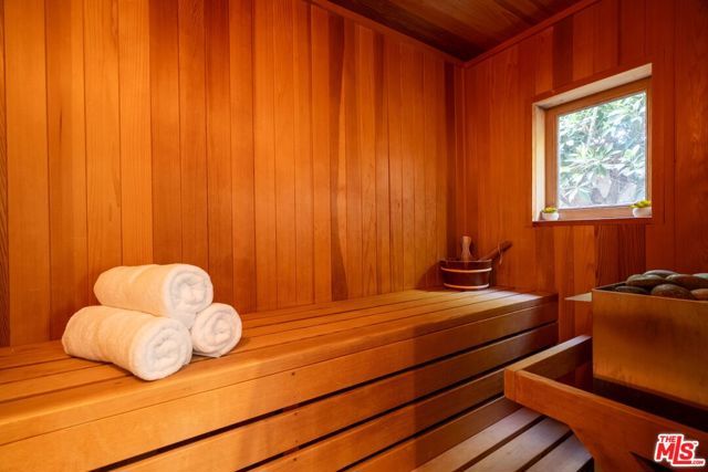 1394 Miller Drive, Los Angeles, CA 90069