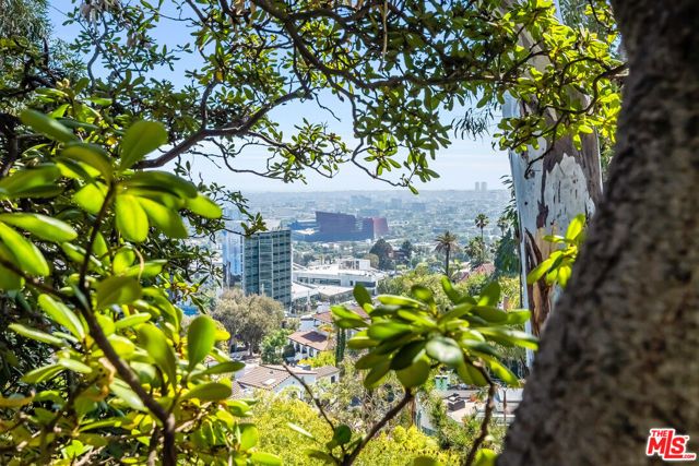 1394 Miller Drive, Los Angeles, CA 90069