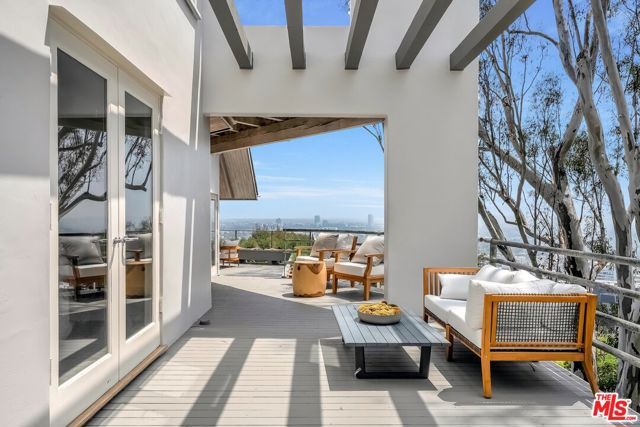 1394 Miller Drive, Los Angeles, CA 90069