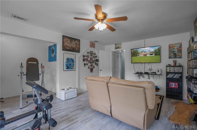 2925 W Birds Nest Drive, Beverly Hills, FL 34465