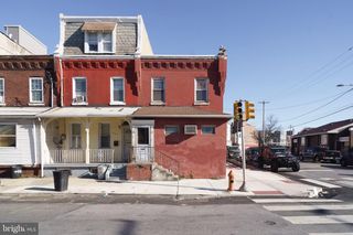 701 N 42ND ST, Philadelphia, PA 19104