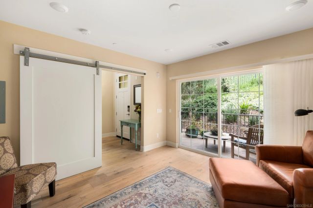 2406 Torrey Pines Rd 152, La Jolla, CA 92037