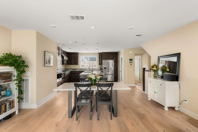 2406 Torrey Pines Rd 152, La Jolla, CA 92037