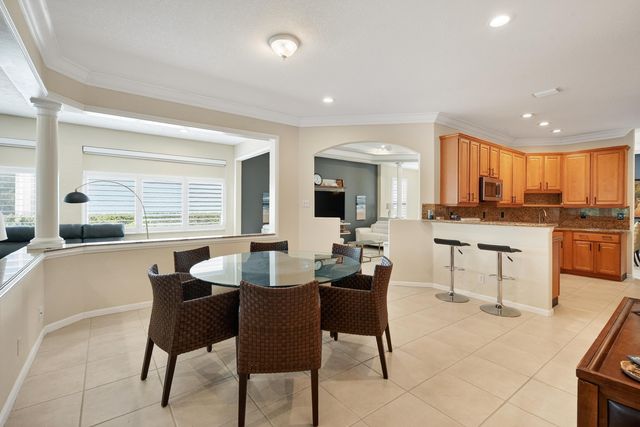 4626 NW Wandering Oak Court, Jensen Beach, FL 34957