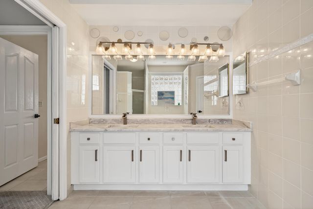 4626 NW Wandering Oak Court, Jensen Beach, FL 34957