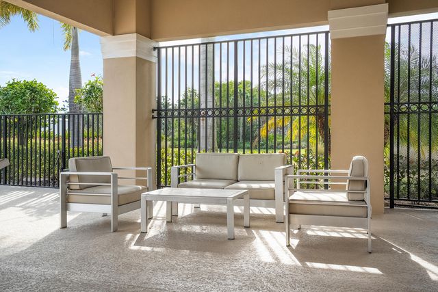 4626 NW Wandering Oak Court, Jensen Beach, FL 34957