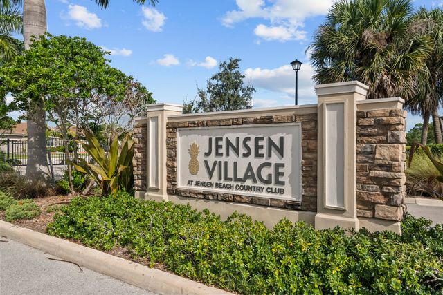 4626 NW Wandering Oak Court, Jensen Beach, FL 34957