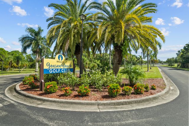 4626 NW Wandering Oak Court, Jensen Beach, FL 34957