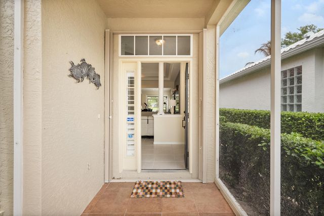 4626 NW Wandering Oak Court, Jensen Beach, FL 34957