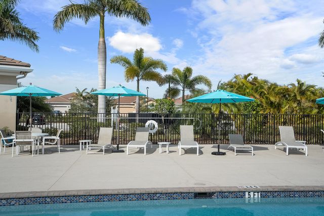 4626 NW Wandering Oak Court, Jensen Beach, FL 34957