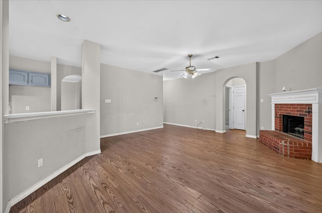 1225 Sam Dennis Drive, Lewisville, TX 75077