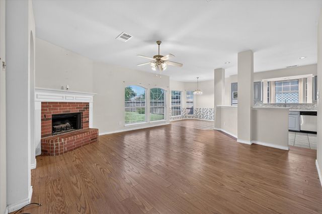 1225 Sam Dennis Drive, Lewisville, TX 75077