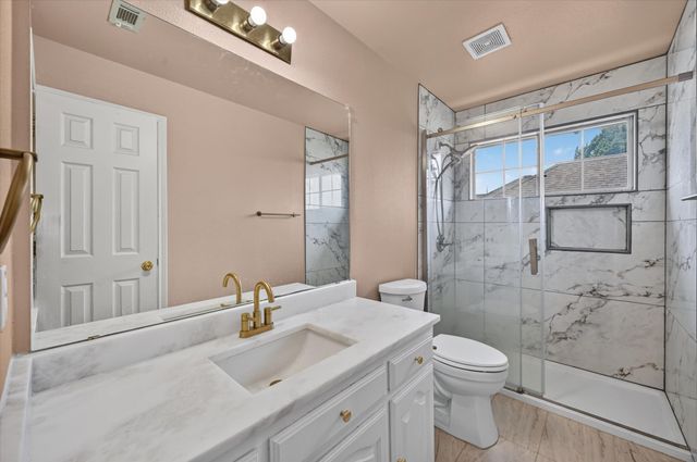 1225 Sam Dennis Drive, Lewisville, TX 75077