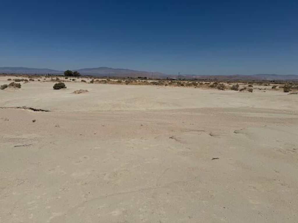 Vic Avenue A10 & 42 St West, Lancaster, CA 93536