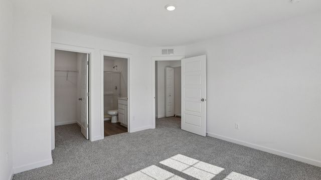 1397 Oakfield Lane, Pingree Grove, IL 60140