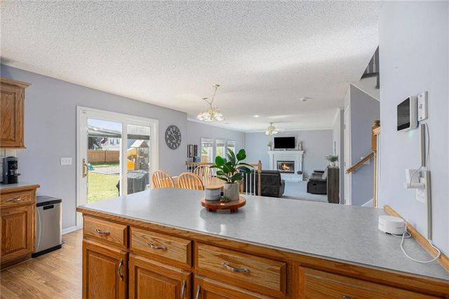 2417 SW Woodhaven Lane, Lee's Summit, MO 64082