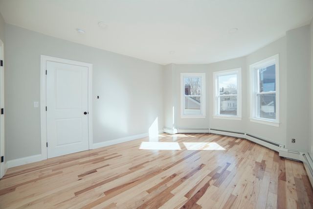 10 Duffley Ct 1, Boston, MA 02467