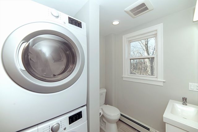 10 Duffley Ct 1, Boston, MA 02467