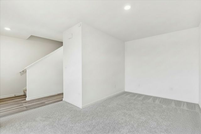 306 Summit Circle, Lombard, IL 60148