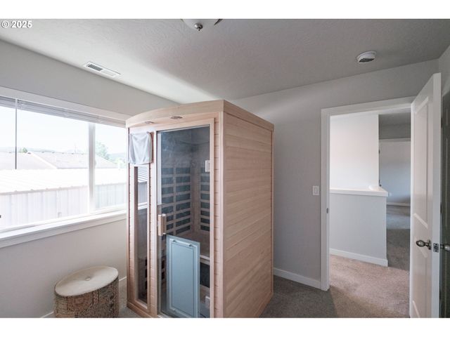 4465 NINEBARK Loop, Sweet Home, OR 97386