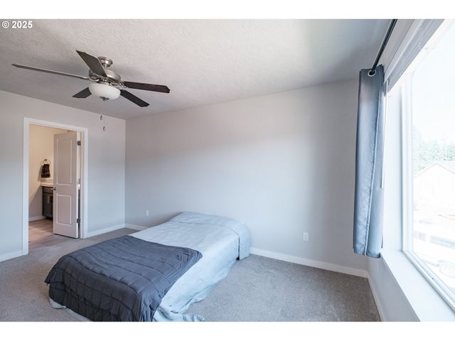 4465 NINEBARK Loop, Sweet Home, OR 97386