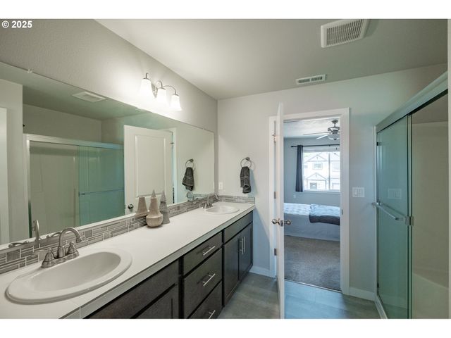 4465 NINEBARK Loop, Sweet Home, OR 97386