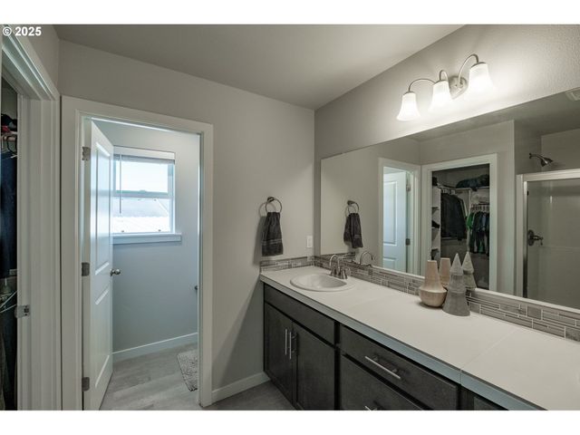 4465 NINEBARK Loop, Sweet Home, OR 97386