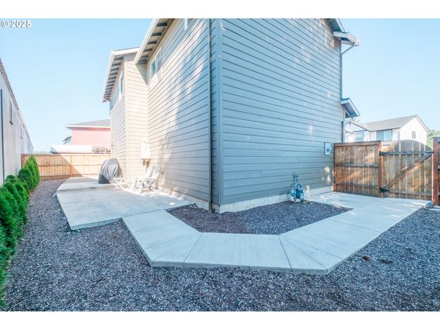 4465 NINEBARK Loop, Sweet Home, OR 97386